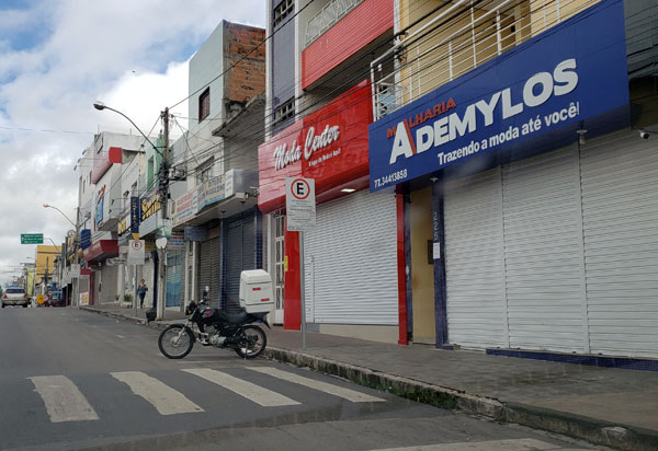 Brumado: prefeito Eduardo Vasconcelos diz que nova reunião será realizada para avaliar abertura de outros comércios 
