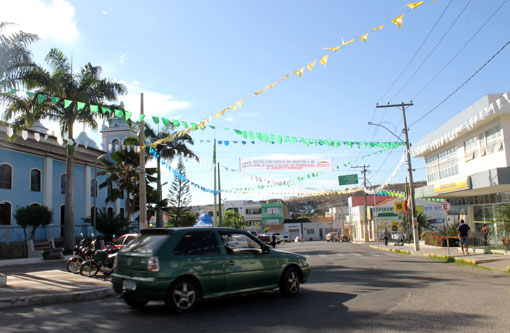 CDL de Brumado fala da importância da ornamentação dos comércios para o São João e Copa do mundo