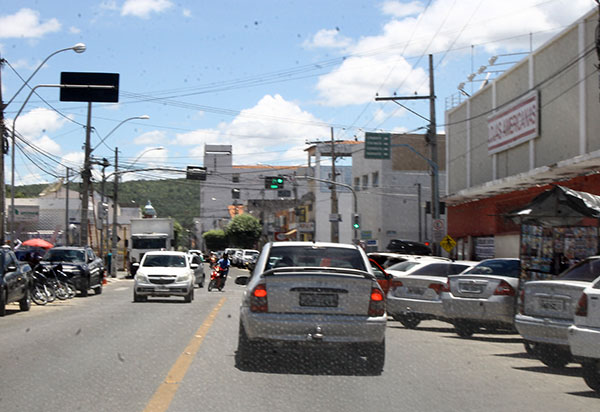 Brumado: Comerciários tem piso salarial reajustado