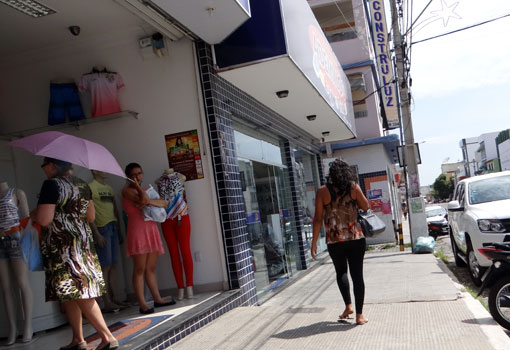 Confiança do empresário do comércio cresce 10,2% em relação a 2016