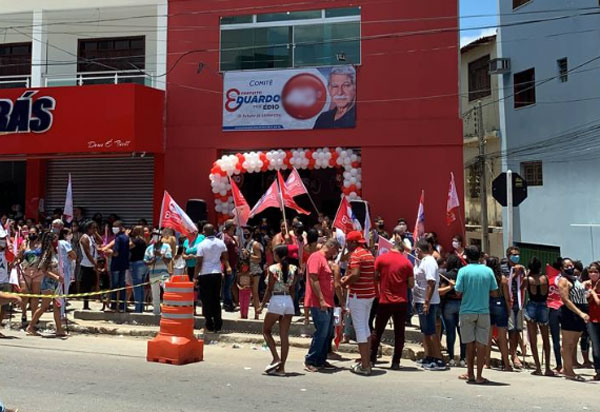 Eleições 2020: Eduardo Vasconcelos inaugura comitê central de campanha em Brumado