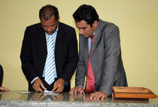 Brumado: Câmara de Vereadores aprova em votação contas de Aguiberto e Eduardo referente aos anos de 2012 e 2013