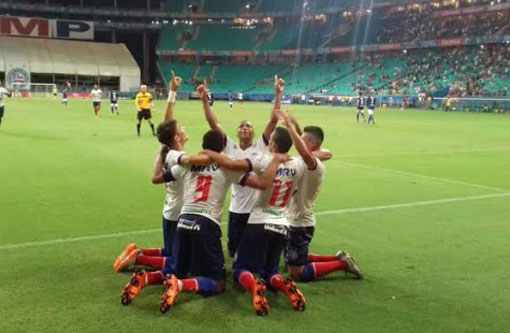 Copa do Nordeste: Bahia vence o Confiança e está virtualmente classificado