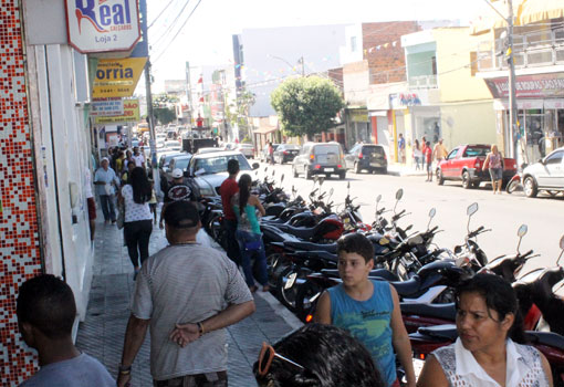 Diretor do BC diz que consumidor já sente sinais de melhoria na economia