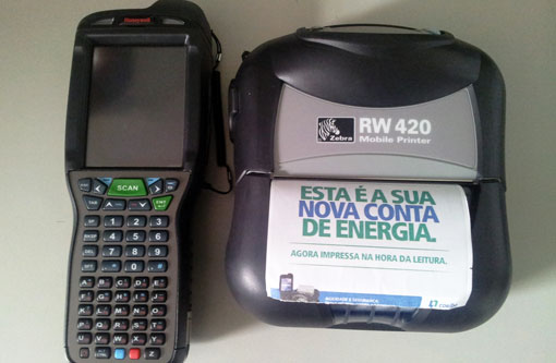 Clientes da Coelba de Brumado e região receberão a conta de energia no momento da leitura do consumo