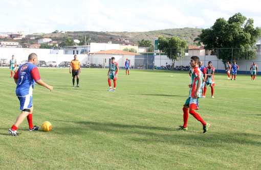 Brumado: Magnesita e Feirense decidem a 1ª Copa Dalmir de Futebol