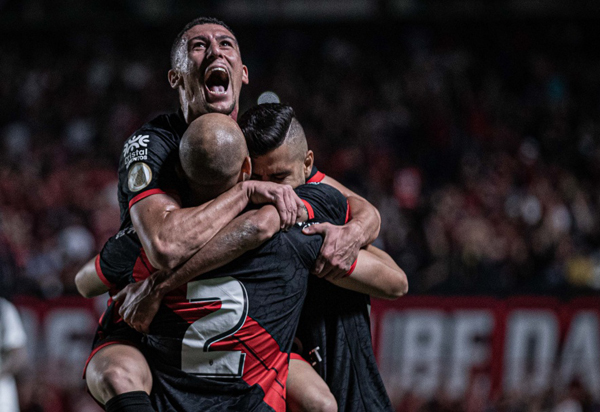Copa do Brasil: Atlético-GO vence o Corinthians em casa e sai na frente nas quartas de final