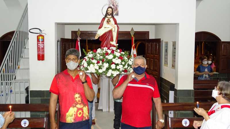 Brumado: Solenidade do Sagrado Coração de Jesus aconteceu na Matriz da Paróquia Nossa Senhora da Conceição Aparecida e São Cristóvão
