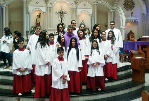 Brumado: Comunidade Matriz institui novos coroinhas