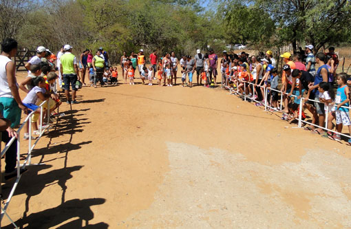 Brumado: Foi realizada a 3ª Mini Corrida Rústica do Campo Seco