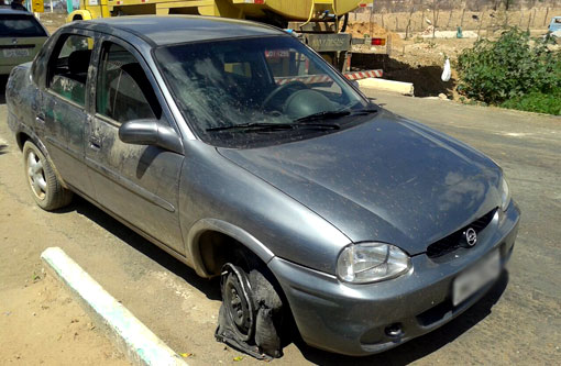 Carro tomando de assalto em Brumado foi utilizado por bandidos em ação em cidades da região