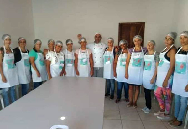 Aracatu: Secretaria Municipal de Assistência Social promoveu Oficina de Pães