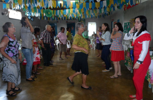 Brumados: Os Cras Esther Trindade Serra e Irmã Dulce realizaram festejos de São João