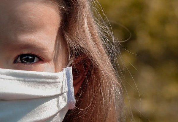 Cresce número de crianças e adolescentes infectados por Covid-19 em relação a 2020