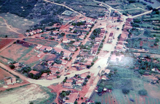 Brumado: Bandidos roubam cofre com grande quantidade de dinheiro em Cristalândia