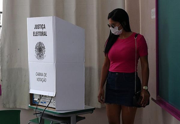 Mulheres são maioria no eleitorado nas cidades da Bahia