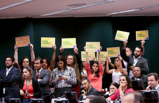 Conselho de Ética aprova por 11 votos a 9 parecer pela cassação de Eduardo Cunha