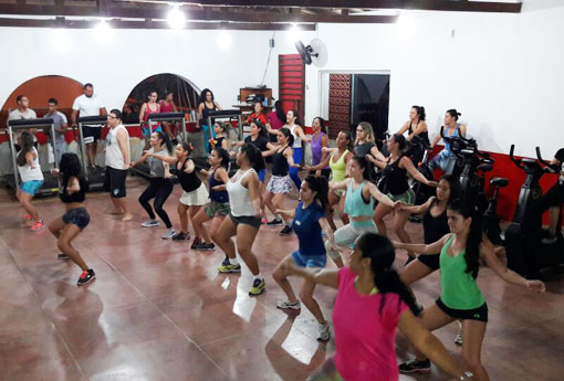 Genes Academia: Movimente-se, venha dançar com a gente!