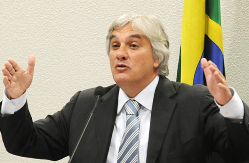 Em delação premiada, Delcídio do Amaral  cita Dilma e Lula