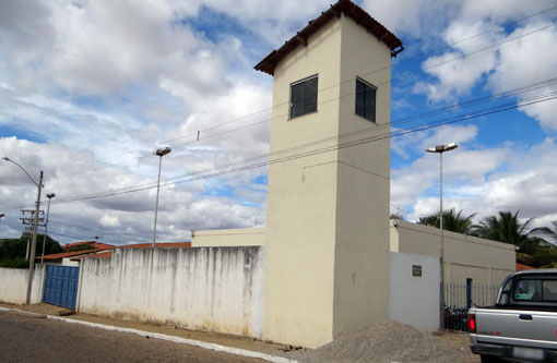 Brumado: Polícia Civil entrega custódia de presos a justiça; visitas de familiares e advogados estão suspensas