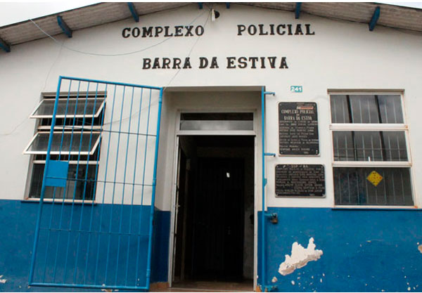 Dupla que matou pai e filhos em Barra da Estiva é presa