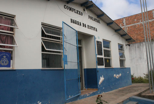 Barra da Estiva: mulher tem fotos nua compartilhadas no WhatsApp; suspeitos da ação foram detidos