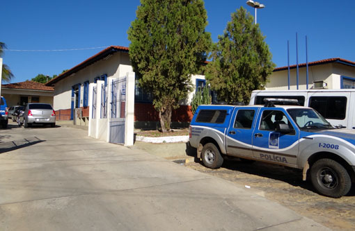 Brumado: Aposentado foi agredido e roubado quando estava no banheiro do Mercado Municipal