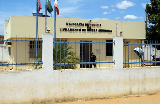 Livramento: Grupo é detido após ser flagrado em uma rinha de galo