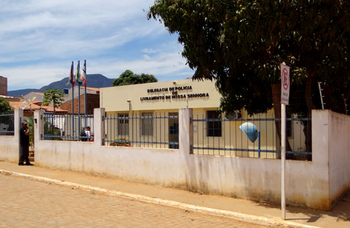 Livramento: Homem é detido conduzindo veículo sem documentação; contra ele ainda existia procedimento judicial por homicídio