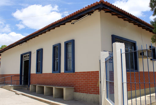 Brumado: homem tem o carro roubado e é mantido refém pelos criminosos