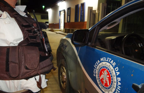 Brumado: Jovens invadem casa de advogado, mas são detidos pela polícia