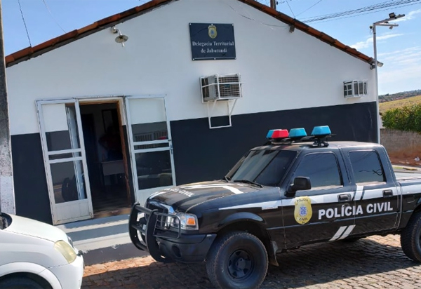 Padrinho é preso acusado de abuso sexual contra afilhada