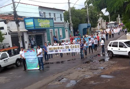 Brumado: Colégio Getúlio Vargas promoveu atividades em alusão ao Dia da Árvore