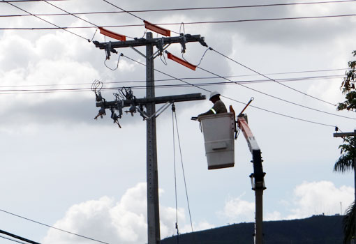 Brumado: aviso de Desligamento Programado de energia para o Bairro Jardim Brasil