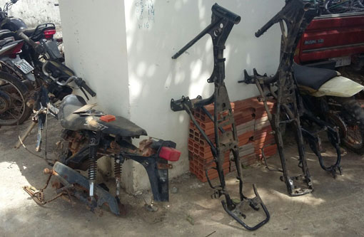 Brumado: polícia descobre desmanche de motocicletas no Distrito de Ubiraçaba