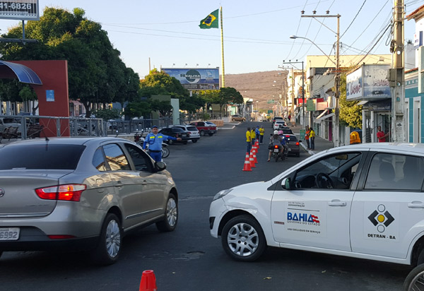 Detran orienta que proprietário do veículo cadastre previamente o principal condutor