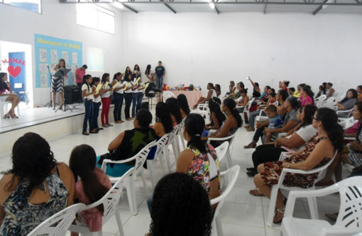 Brumado: Escola Municipal Professora Idalina Azevedo Lobo promove festa do Dia das Mães