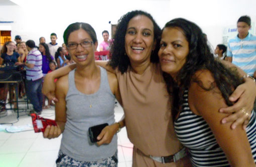 Brumado: Escola Municipal Professor Roberto Santos promove festa em homenagem as Mães