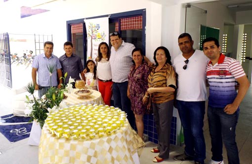 Aracatu: Secretaria de Educação Comemora o dia do Professor