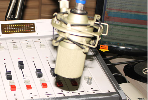 Hoje (07) celebra-se o Dia do Radialista