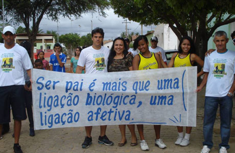 Brumado: Escola municipal realizou caminhada do dia dos Pais