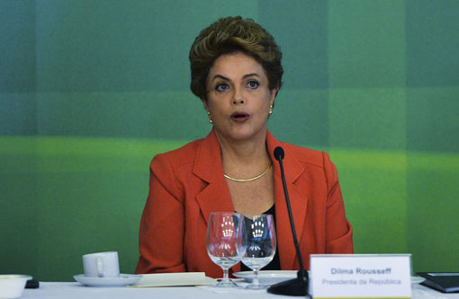 Dilma diz que esforço do governo é para impedir aumento do desemprego
