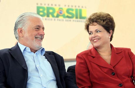 DILMA ENTREGA PRIMEIRA ETAPA DA ADUTORA DO ALGODÃO