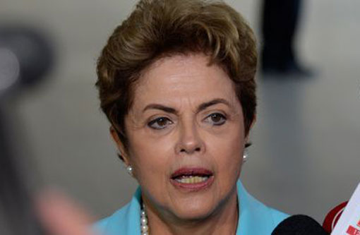 Dilma diz que economia vai continuar com dificuldades em 2016