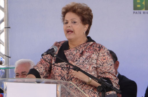 Segundo Ibope, 10% aprovam e 69% reprovam governo Dilma