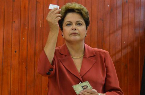 Dilma: Para ter respeito internacional, Brasil precisa respeitar as urnas