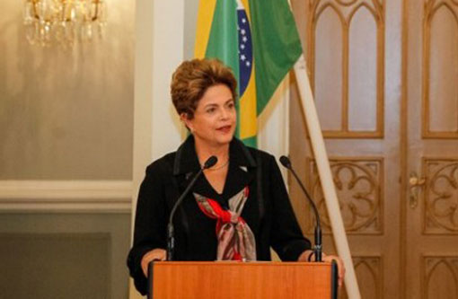 Dilma diz na Finlândia que seu governo não está envolvido em corrupção