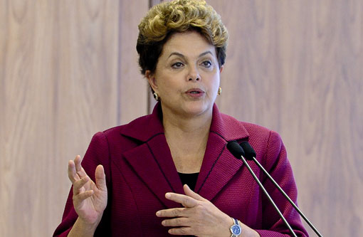 Andrade Gutierrez pagou campanha de Dilma com propina, diz jornal