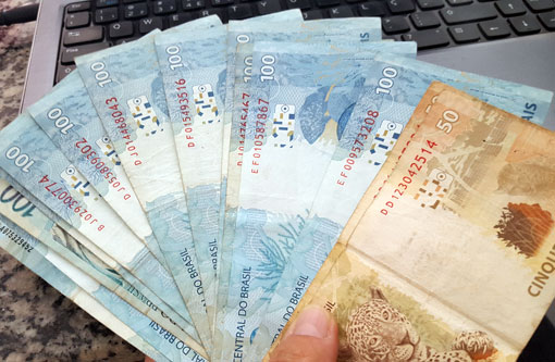 Inflação para famílias de menor renda fecha 2015 com alta de 11,52%