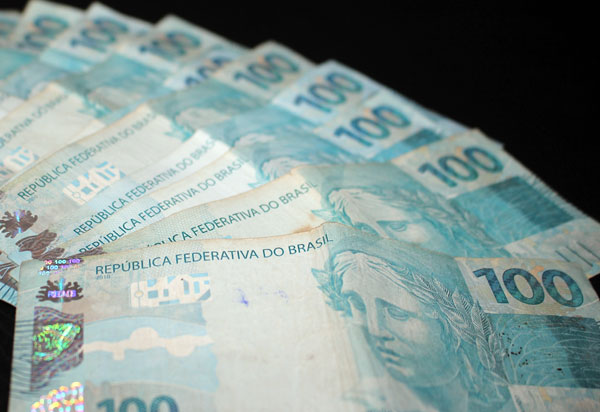 Bahia: número de dívidas em atraso caiu -2,12% em relação a maio de 2017